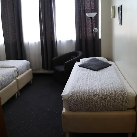 Arctic Comfort Hotel